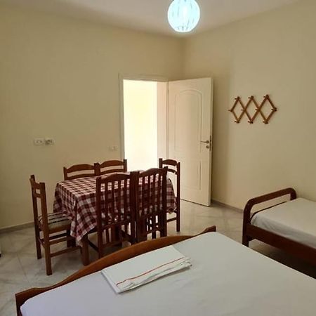 Thano Apartments Vlorë Esterno foto
