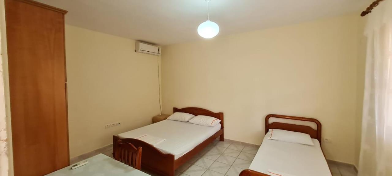 Thano Apartments Vlorë Esterno foto